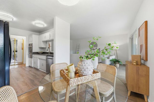 2633 Foster Street, San Mateo, CA 94403