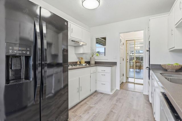 2633 Foster Street, San Mateo, CA 94403