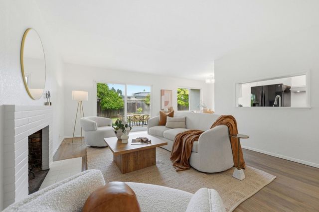 2633 Foster Street, San Mateo, CA 94403