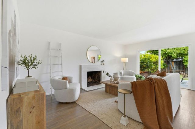 2633 Foster Street, San Mateo, CA 94403