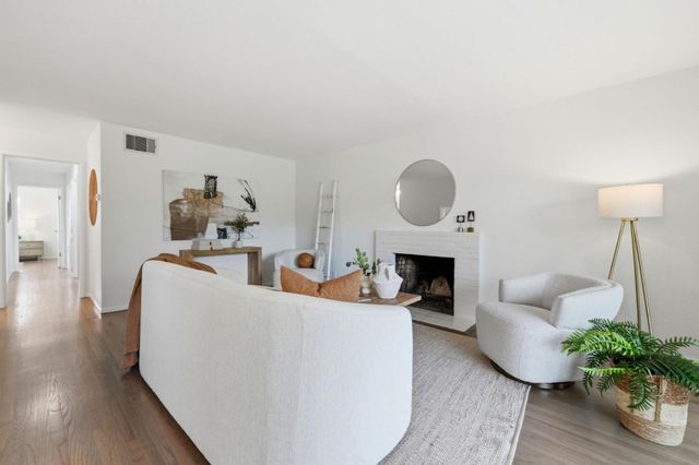 2633 Foster Street, San Mateo, CA 94403