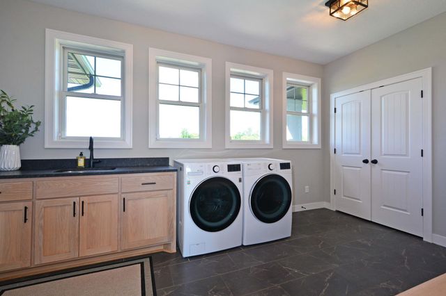 20141 Kiowa Street NW, Anoka, MN 55303