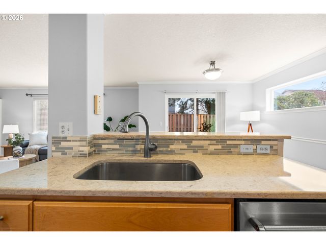 16614 Nw TUCSON St, Beaverton, OR 97006