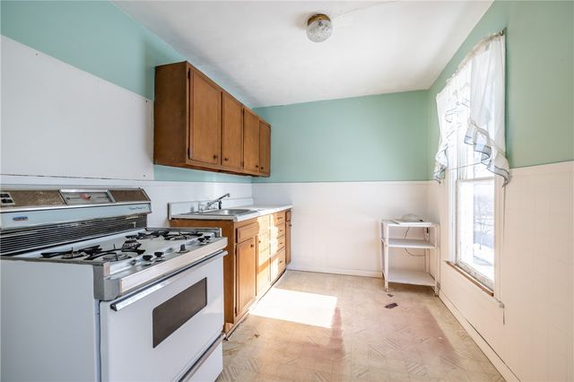 212-214 Lewis Street, Geneva City, NY 14456