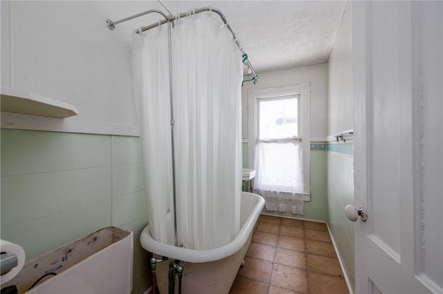 212-214 Lewis Street, Geneva City, NY 14456