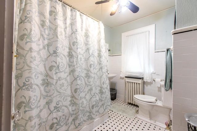2915 Washington AVENUE, Racine, WI 53405
