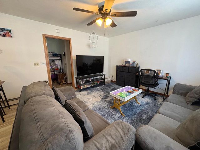 513 Center Avenue, Janesville, WI 53548