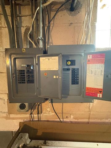 513 Center Avenue, Janesville, WI 53548