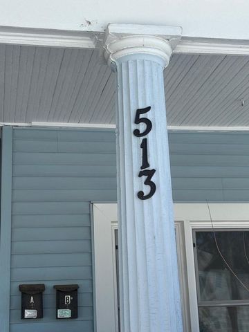 513 Center Avenue, Janesville, WI 53548