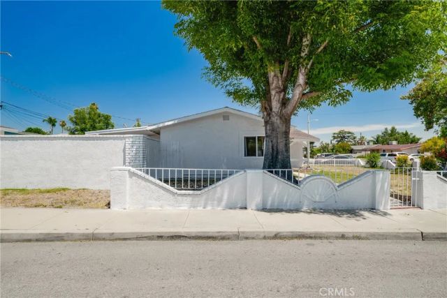 5356 Alamitos, Montclair, CA 91763