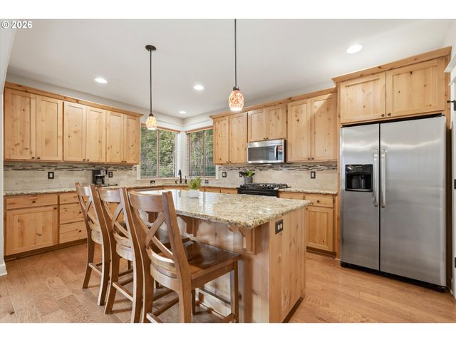 17141 Sw KING RICHARD Ct, Sherwood, OR 97140