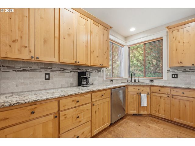 17141 Sw KING RICHARD Ct, Sherwood, OR 97140