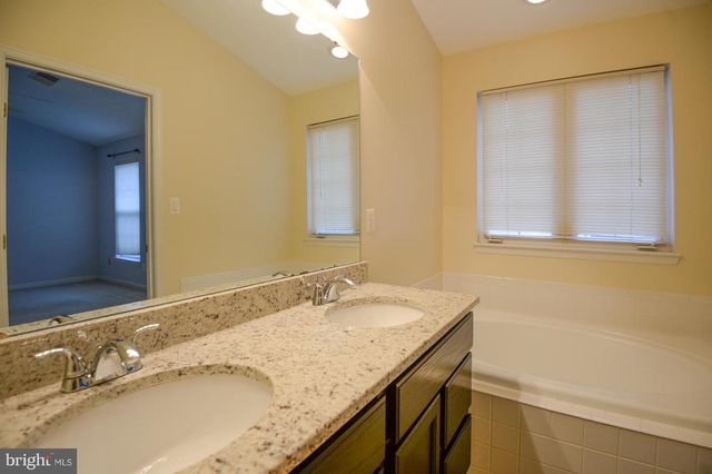 2251 WHEEL COG PL, Woodbridge, VA 22192