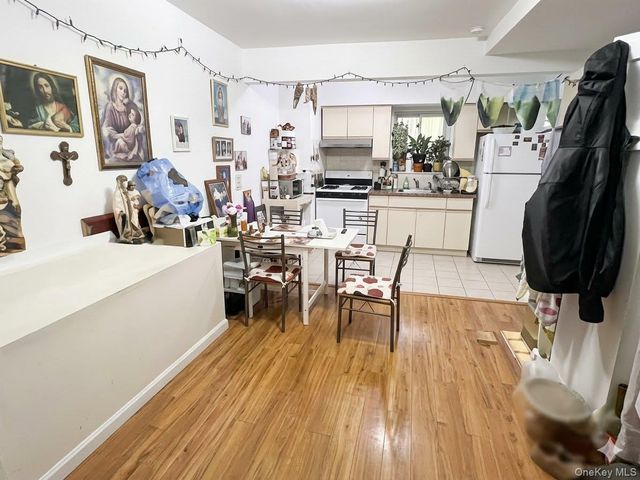 35-09 Leavitt Street, Flushing, NY 11354
