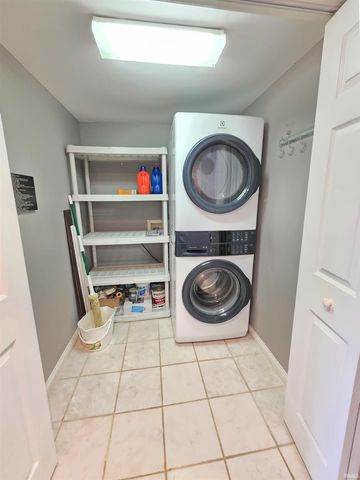 2904 Dexter Court, Evansville, IN 47714