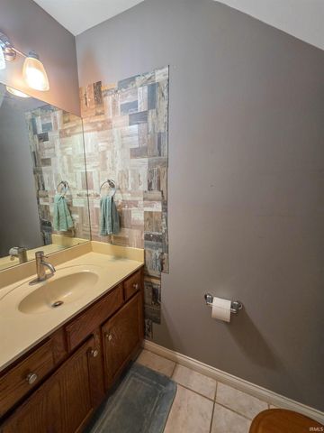 2904 Dexter Court, Evansville, IN 47714