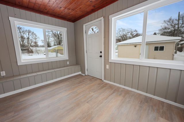 1102 13th Avenue S, Saint Cloud, MN 56301