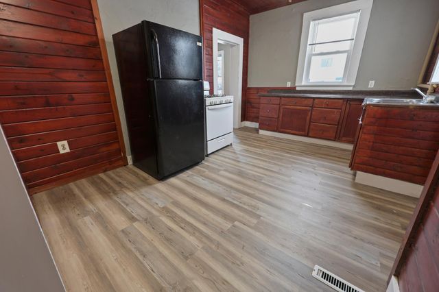 1102 13th Avenue S, Saint Cloud, MN 56301