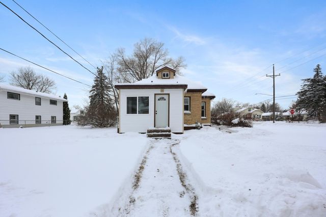 1102 13th Avenue S, Saint Cloud, MN 56301