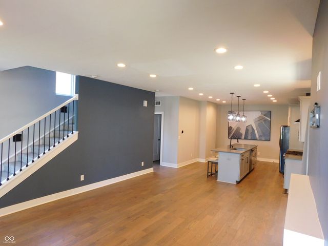 1949 Carrollton Avenue, Indianapolis, IN 46202