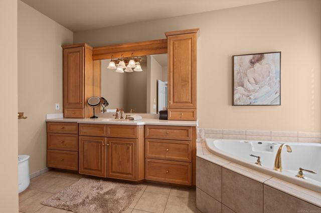 54185 Carrington Drive, Shelby Twp, MI 48316