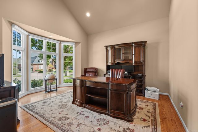 54185 Carrington Drive, Shelby Twp, MI 48316