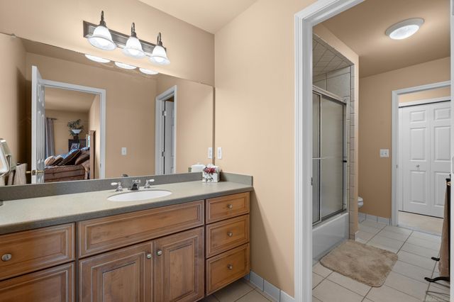 54185 Carrington Drive, Shelby Twp, MI 48316