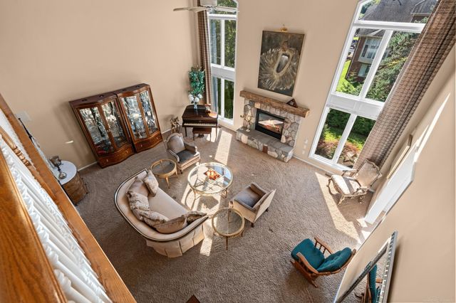54185 Carrington Drive, Shelby Twp, MI 48316
