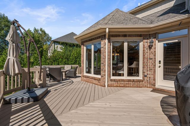 54185 Carrington Drive, Shelby Twp, MI 48316