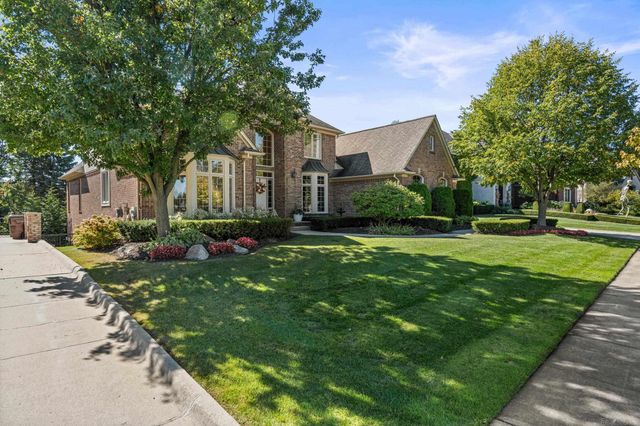 54185 Carrington Drive, Shelby Twp, MI 48316