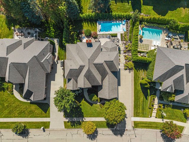 54185 Carrington Drive, Shelby Twp, MI 48316
