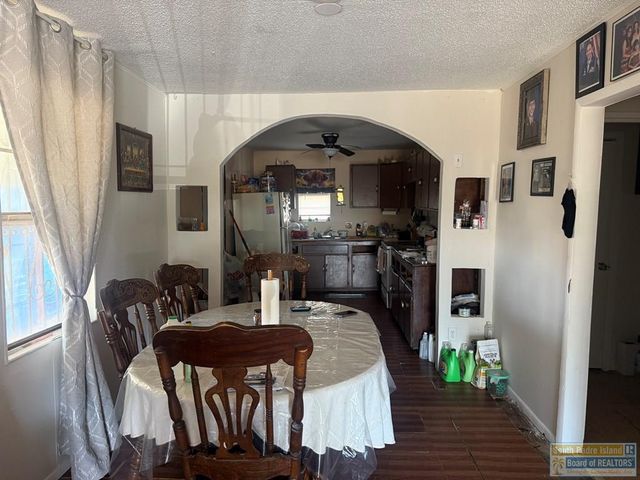 1194 Fannin Ave, Brownsville, TX 78521