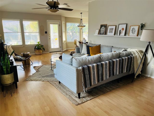 14324 Mowsbury DR, Austin, TX 78717