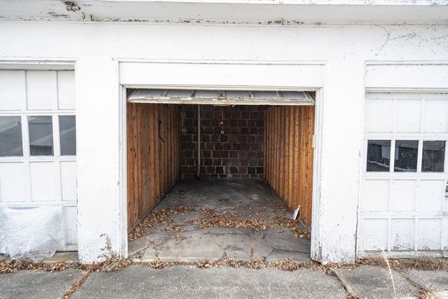 185 Lafayette St 3, Salem, MA 01970