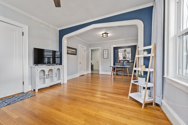 185 Lafayette St 3, Salem, MA 01970