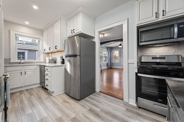 185 Lafayette St 3, Salem, MA 01970