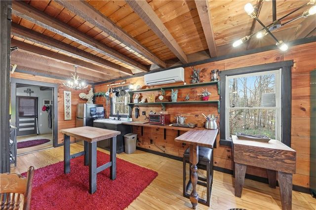 1264 Parksbrook Road, Ellijay, GA 30540