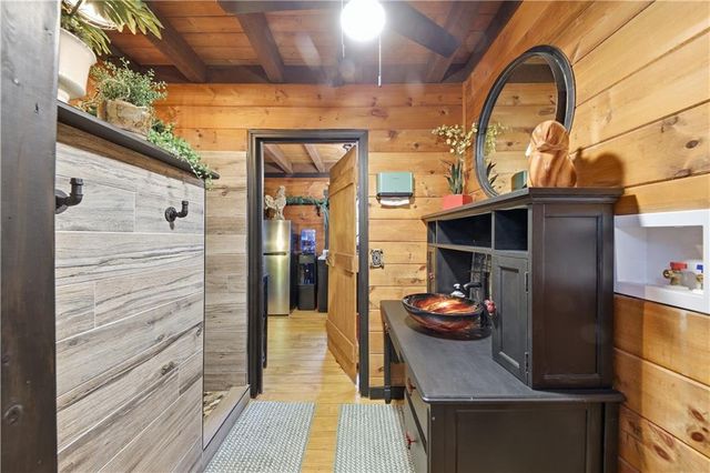 1264 Parksbrook Road, Ellijay, GA 30540