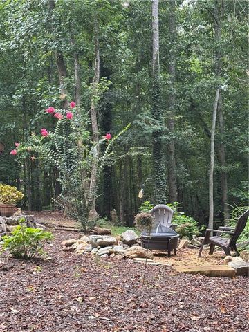 1264 Parksbrook Road, Ellijay, GA 30540