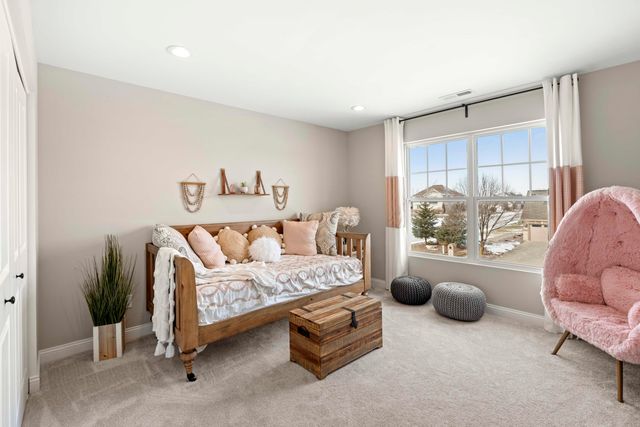 91 Bergamo Lane E, Crown Point, IN 46307
