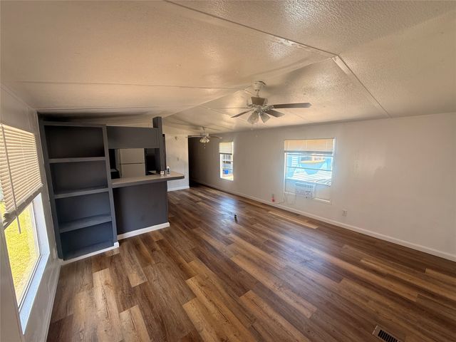 541 Simmons Way 8, Cedar Hill, TX 75104