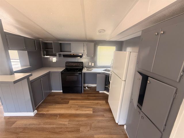 541 Simmons Way 8, Cedar Hill, TX 75104