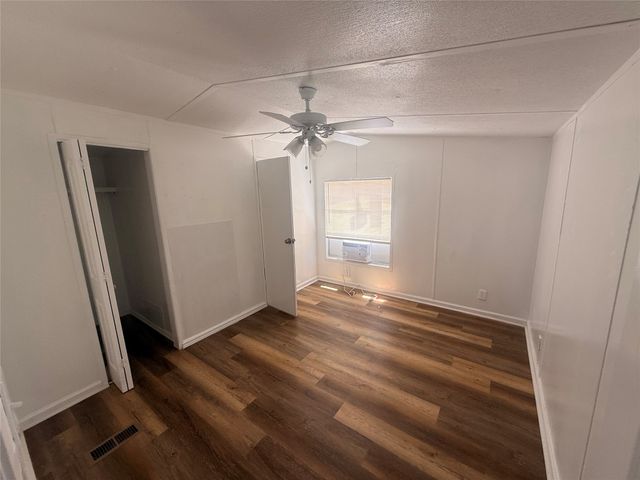 541 Simmons Way 8, Cedar Hill, TX 75104