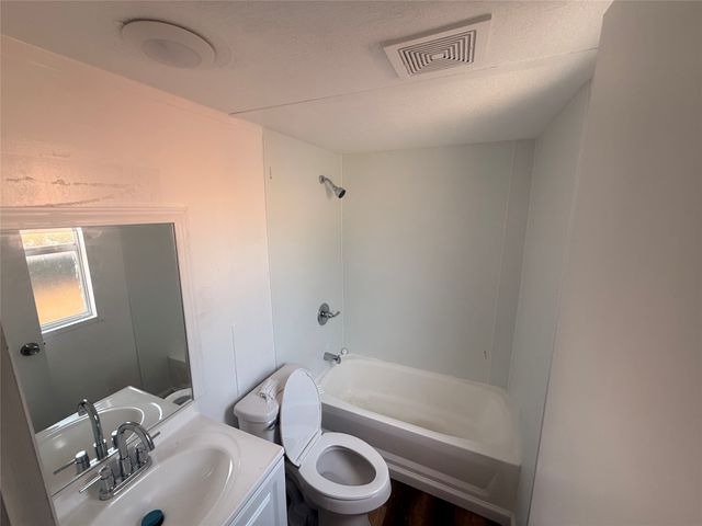 541 Simmons Way 8, Cedar Hill, TX 75104