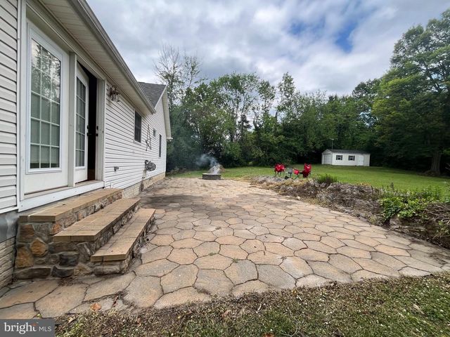 65 BENTLEY DR, Inwood, WV 25428