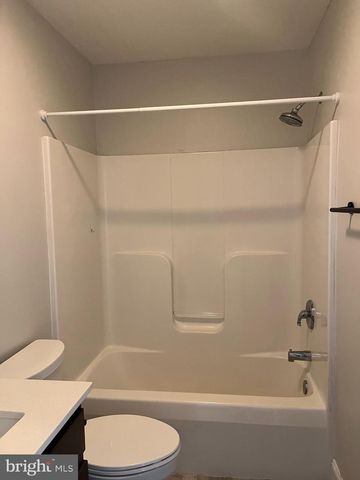 65 BENTLEY DR, Inwood, WV 25428