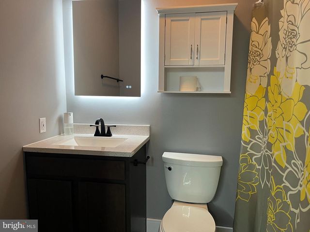 65 BENTLEY DR, Inwood, WV 25428