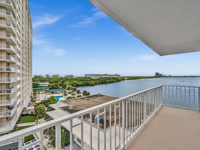 500 Bayview Drive 632, Sunny Isles Beach, FL 33160