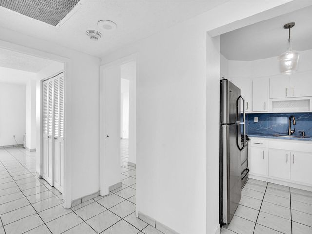500 Bayview Drive 632, Sunny Isles Beach, FL 33160