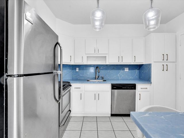 500 Bayview Drive 632, Sunny Isles Beach, FL 33160